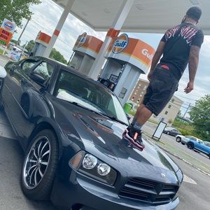 Meet your Posher, Khaleel